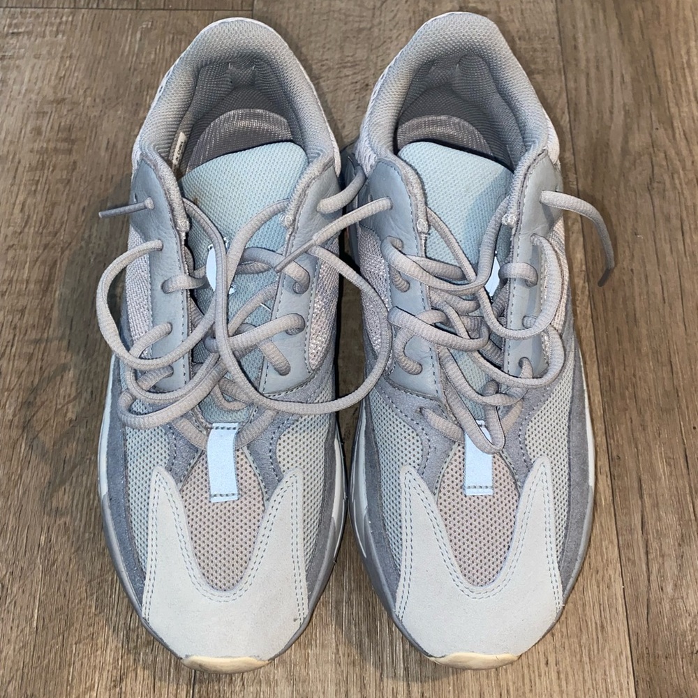yeezy inertia